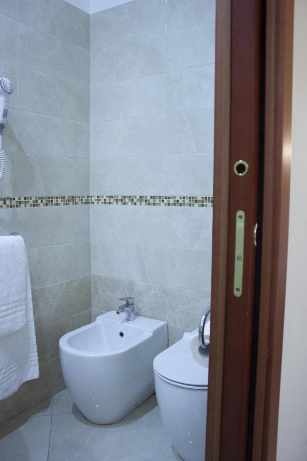 Suite Dal Conte Rome Exterior photo