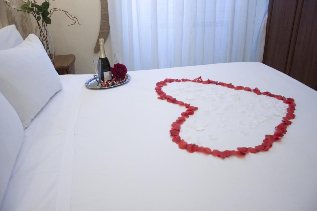 Suite Dal Conte Rome Exterior photo