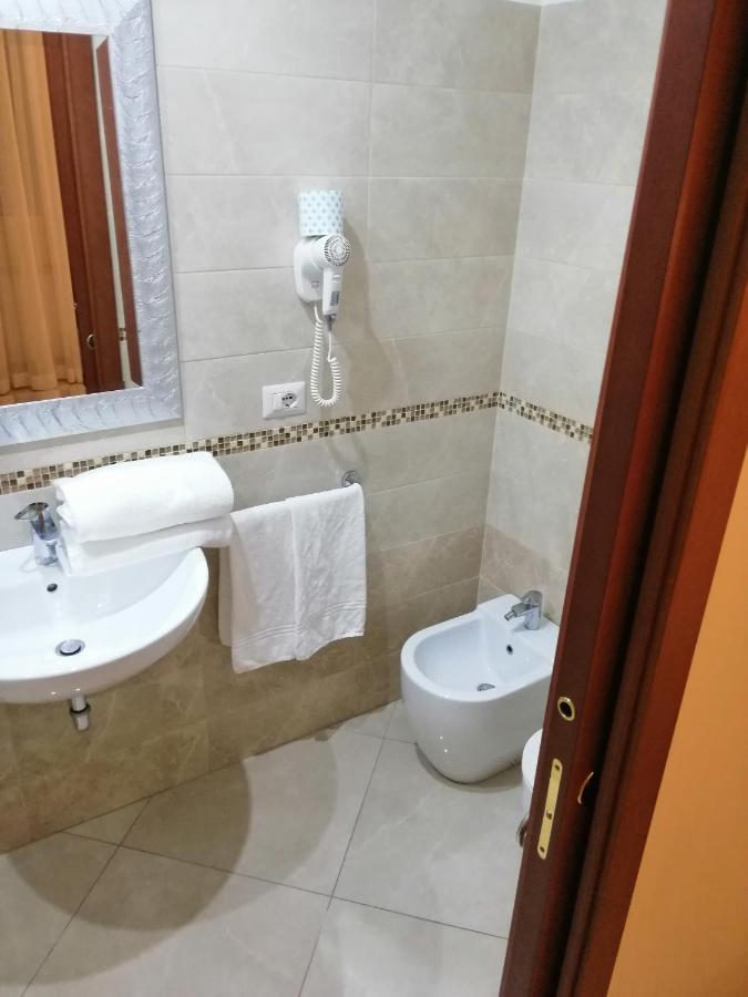Suite Dal Conte Rome Exterior photo