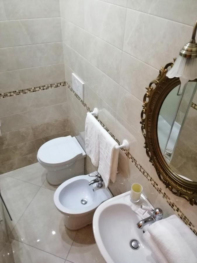 Suite Dal Conte Rome Exterior photo
